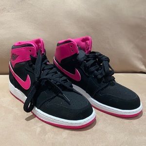 BRAND NEW Nike Air Jordan High Retro